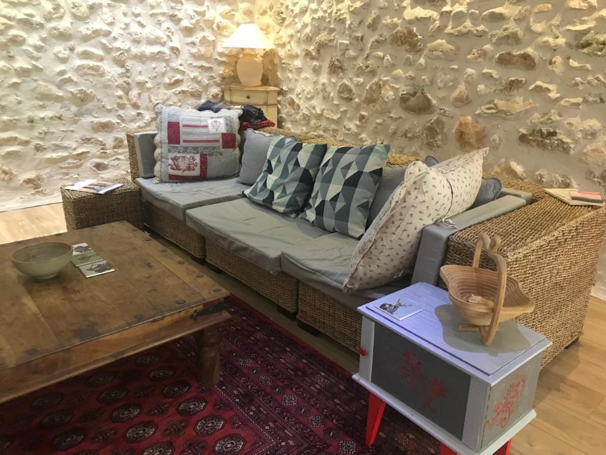 Oustau Du Ventoux Bed & Breakfast เบดวง ภายนอก รูปภาพ